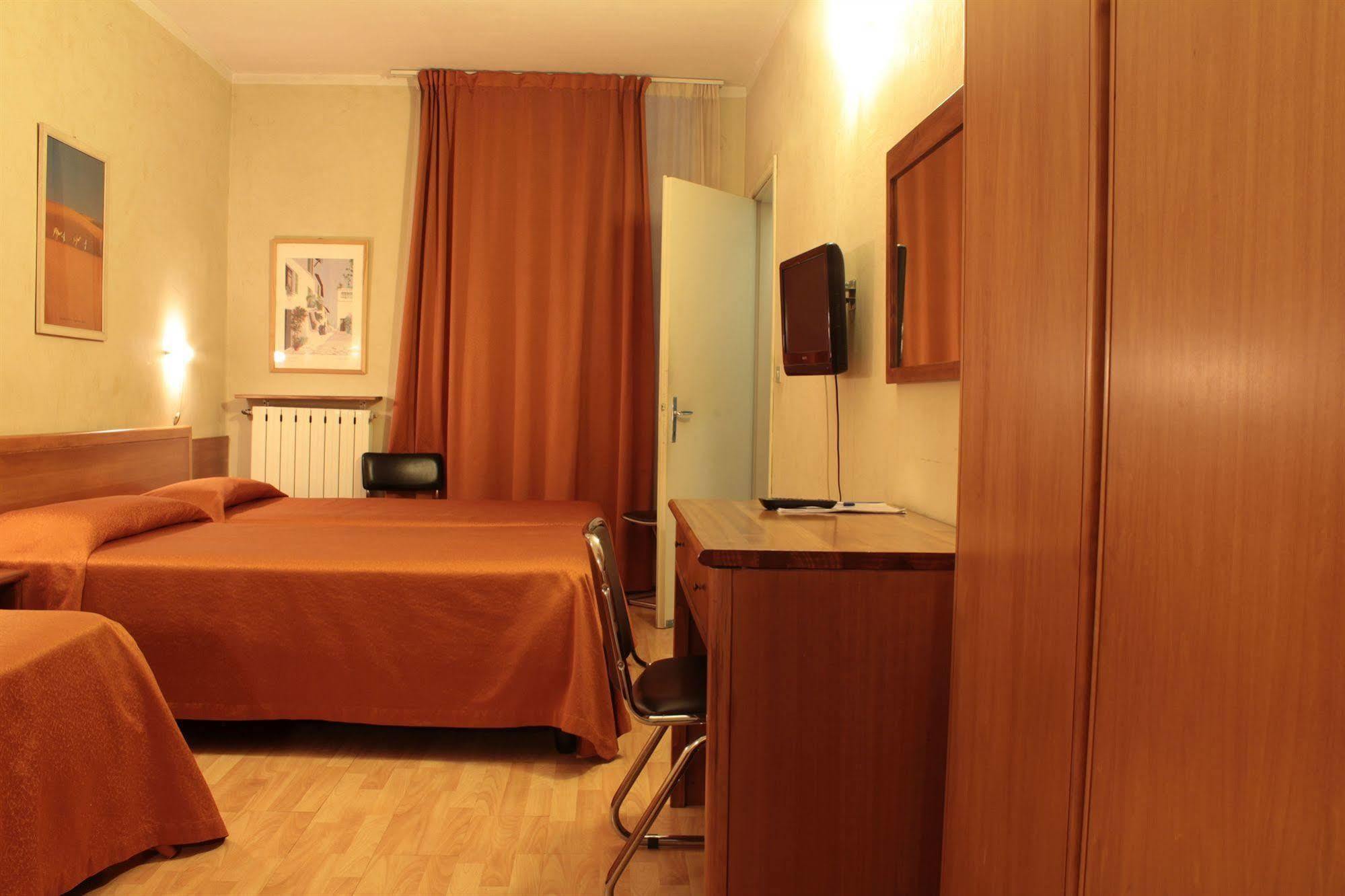 Hotel Montevecchio تورينو المظهر الخارجي الصورة
